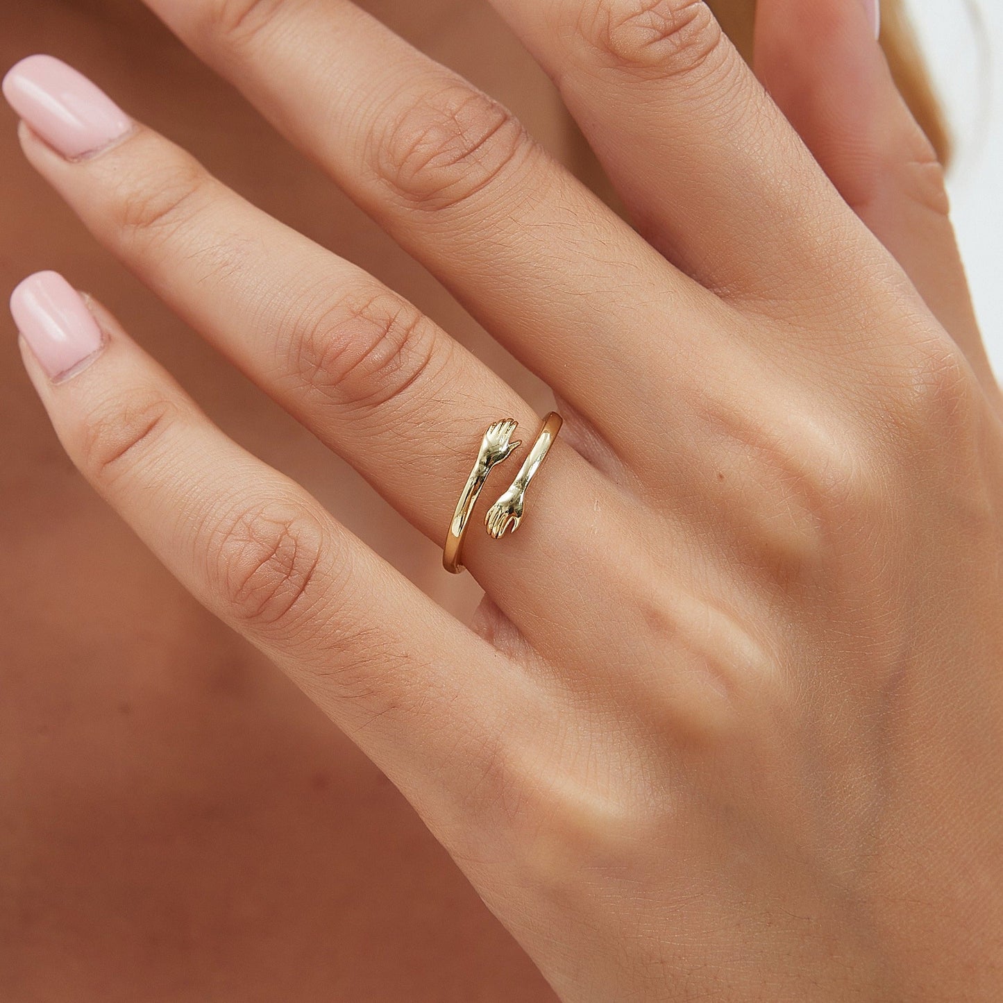 Bella – Anillo Abrazo Ajustable
