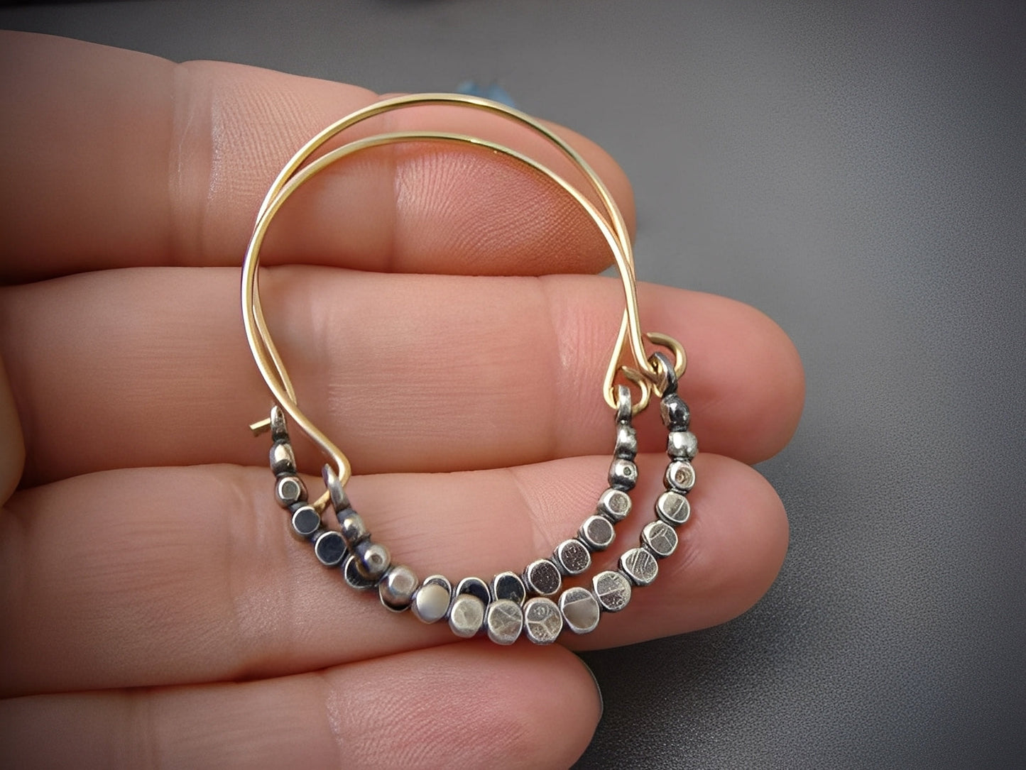 Bella – Bisutería de Orejas Cúbicas de Plata Boho
