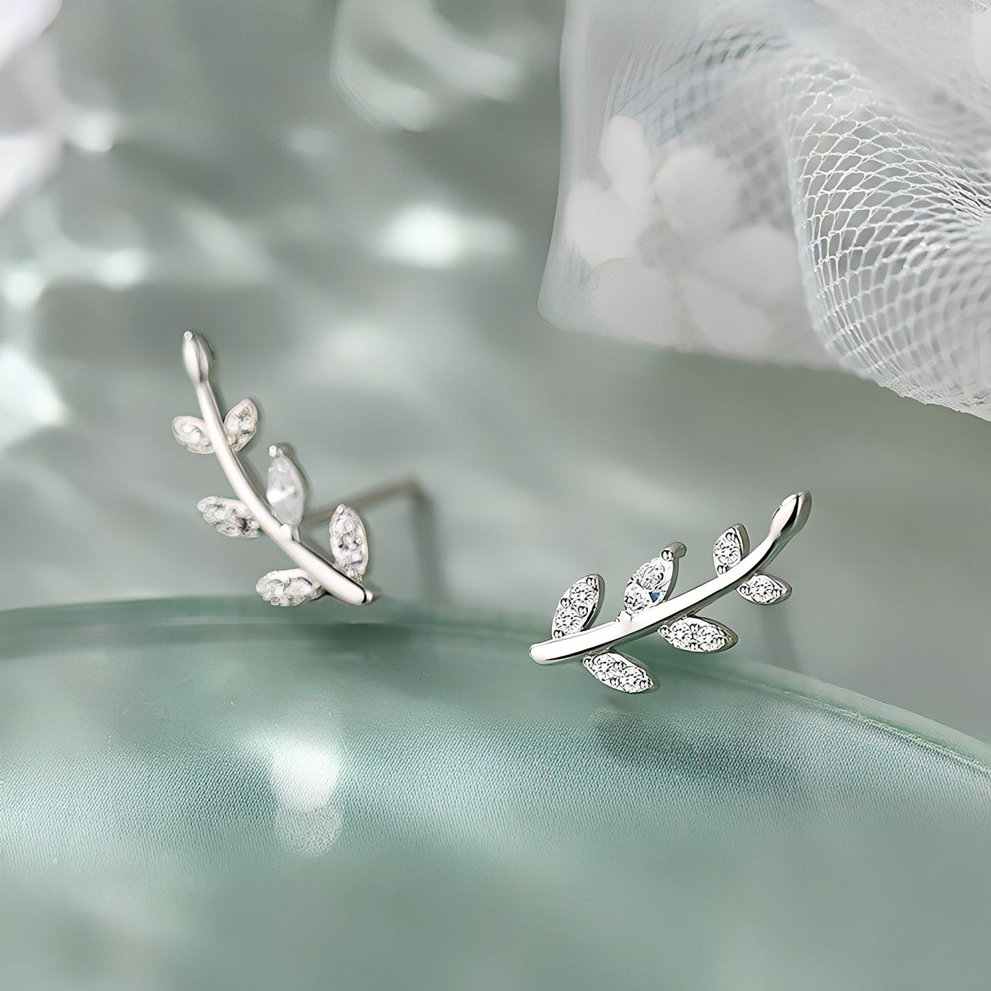 Liana – Pendientes Hojas Brillantes