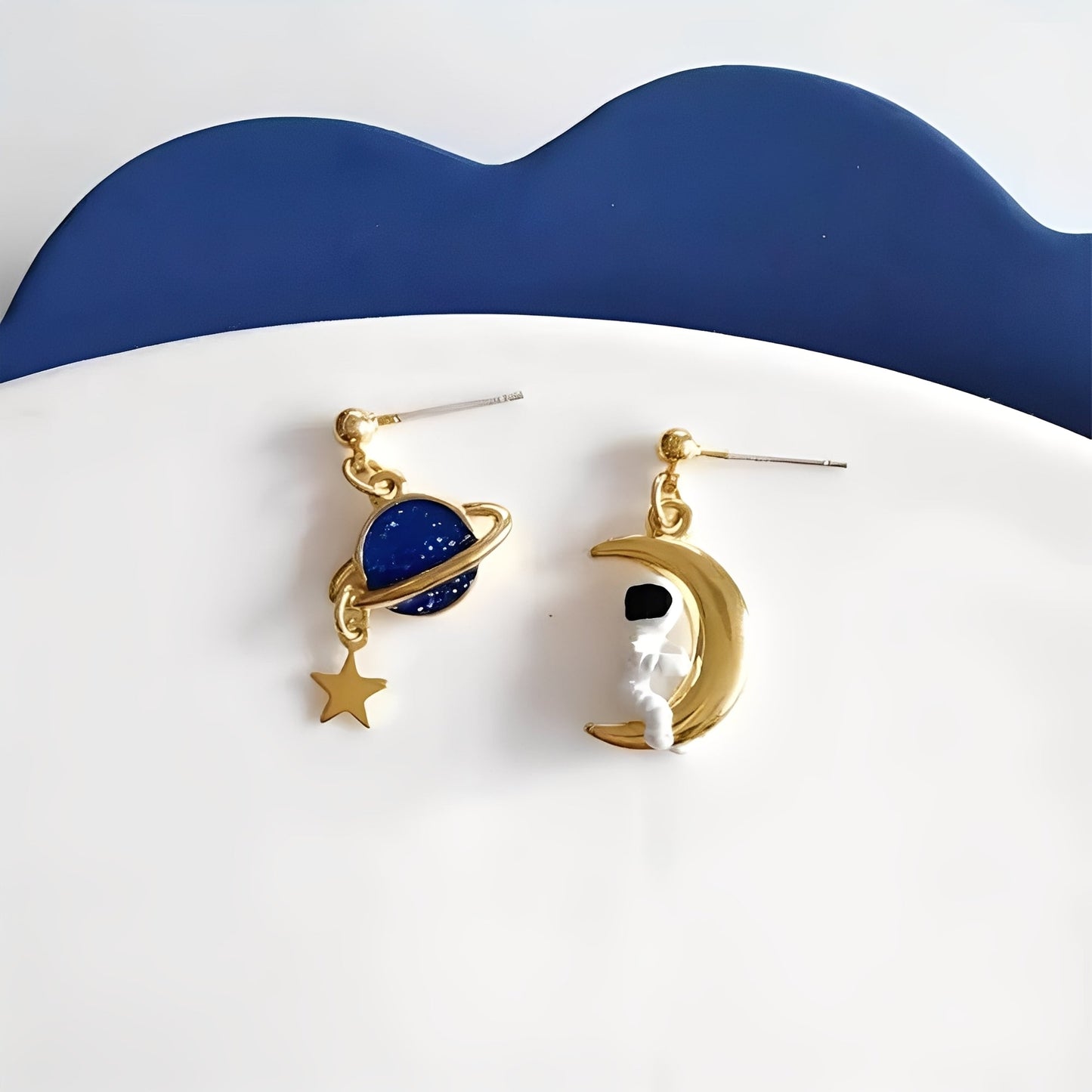 Luna – Pendientes Astronauta & Planeta