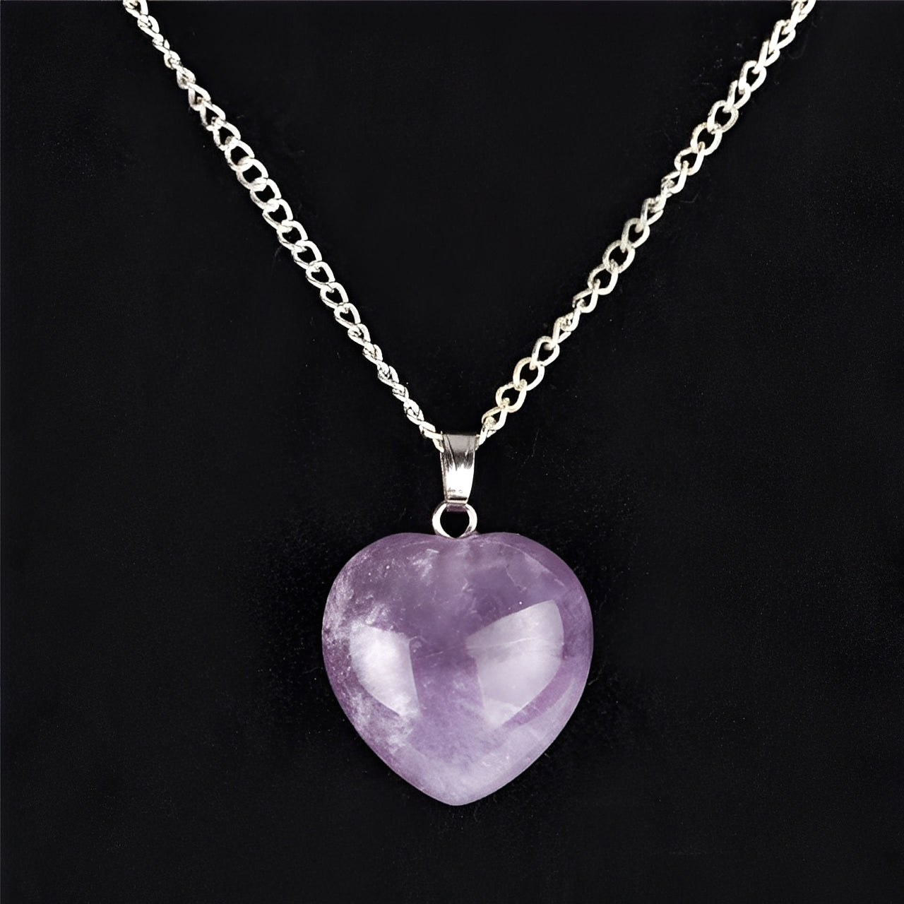 Alma – Collar Corazón en Cristal Natural