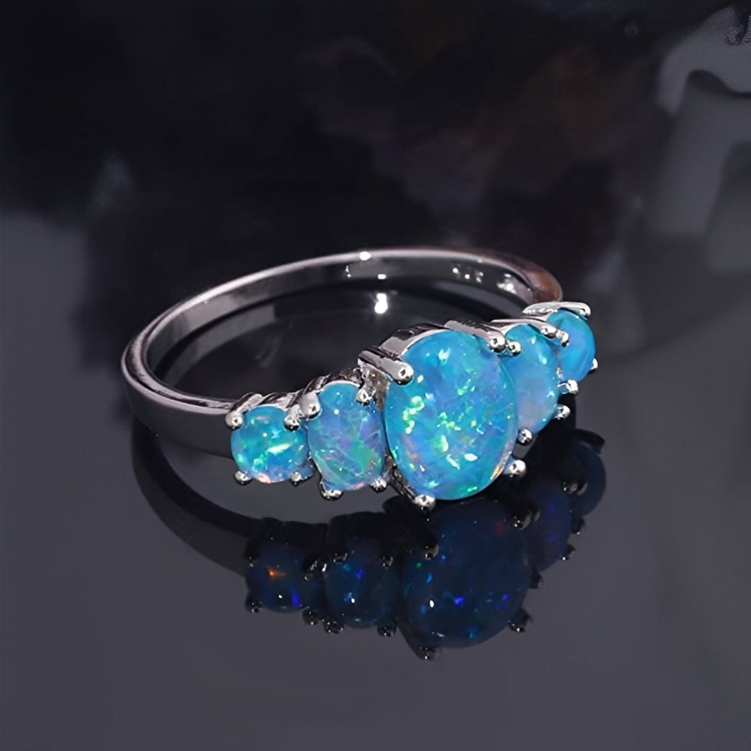 Merly – Anillo Ópalo de Fuego Azul en Plata