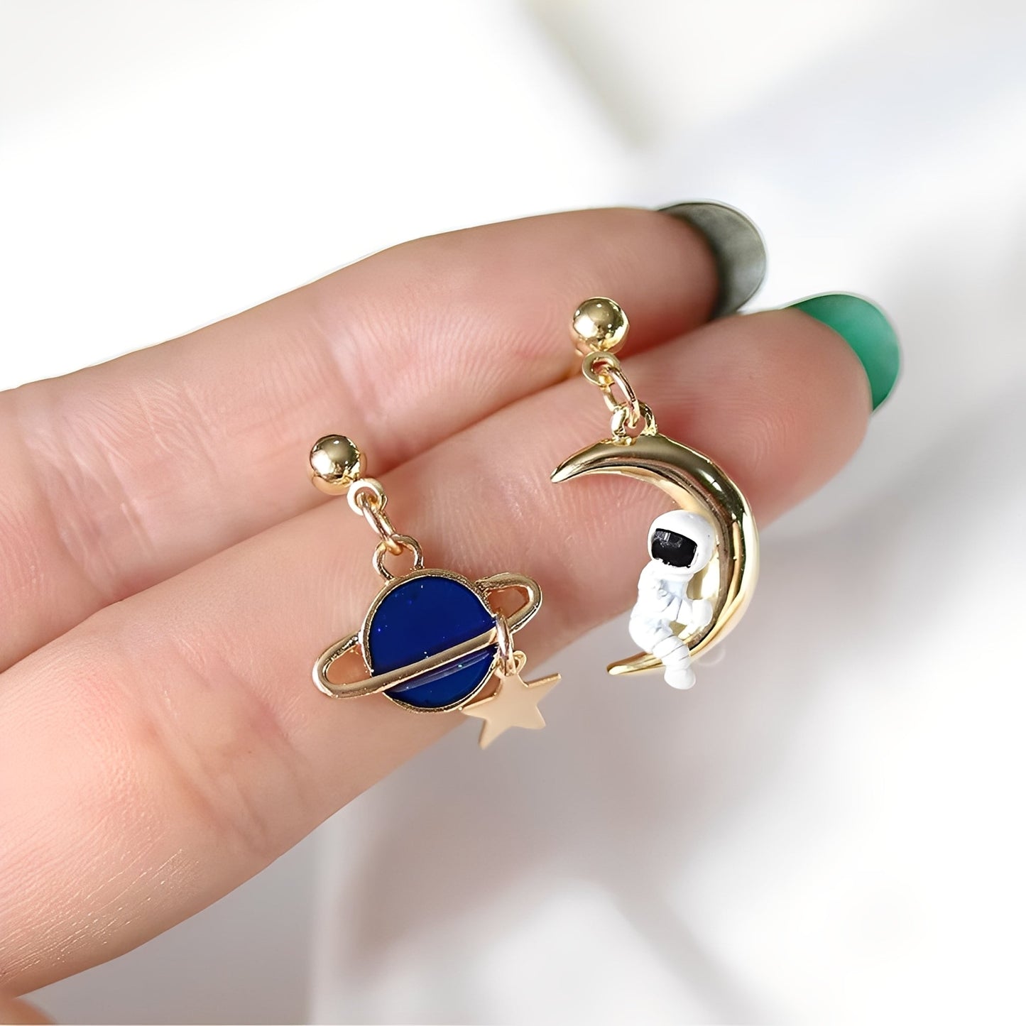 Luna – Pendientes Astronauta & Planeta
