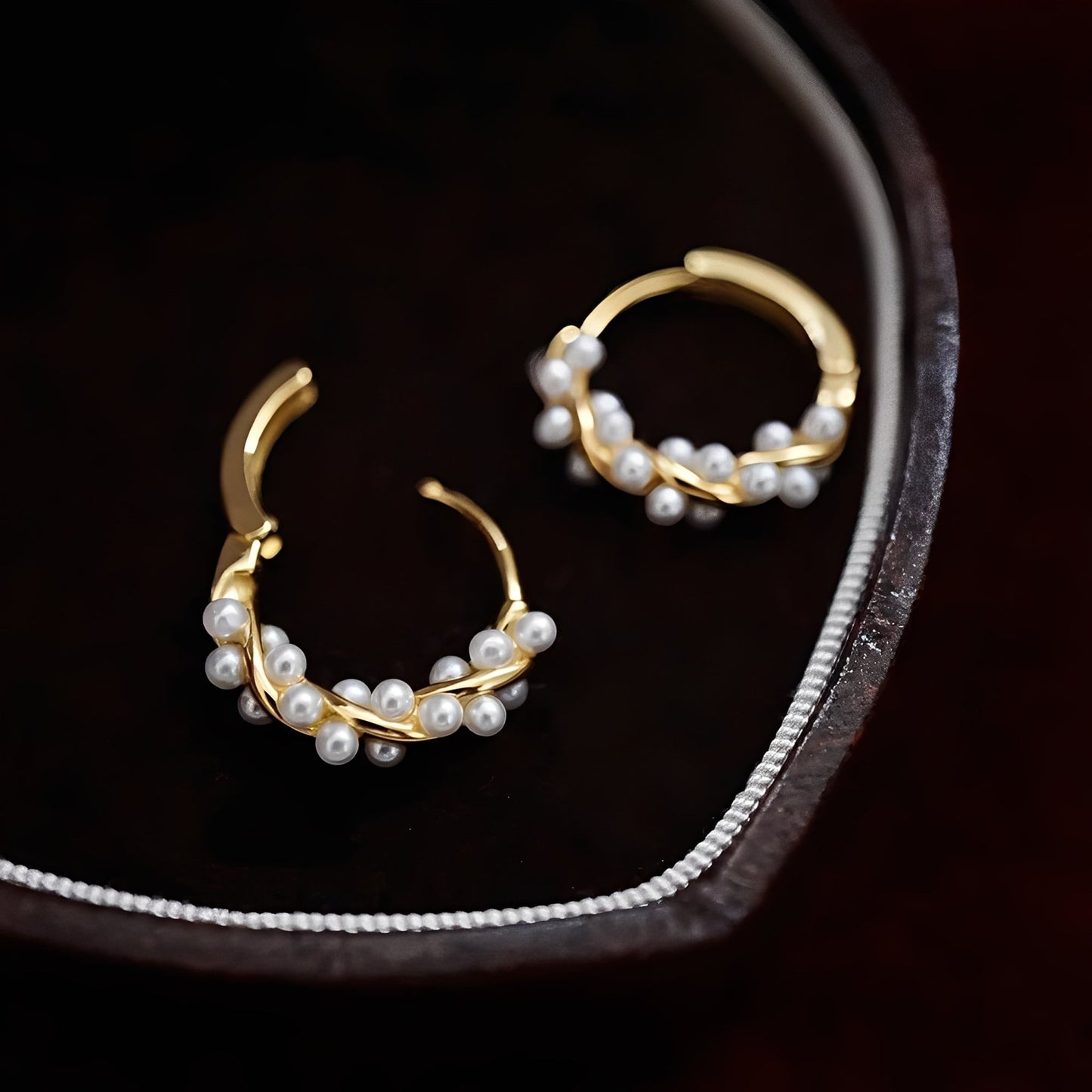 Ellie – Pendientes Perlas Torsadas