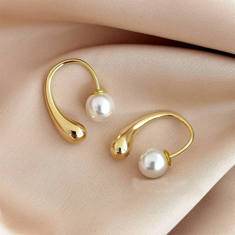 Pendientes de gota de agua con perlas