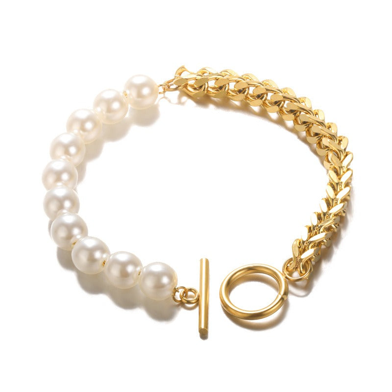 Cassia – Pulsera Dorada Elegante con Perlas