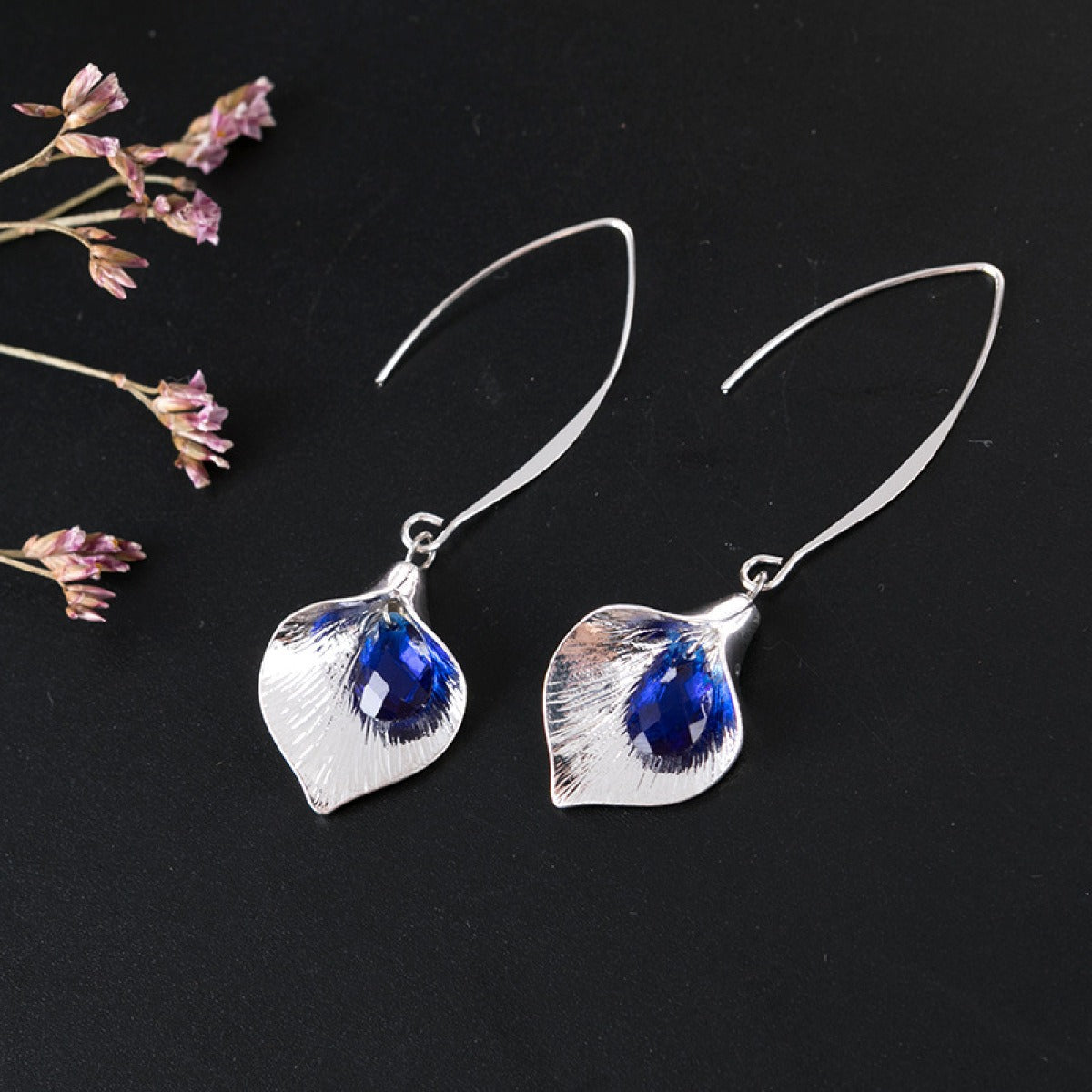 Kreselle – Pendientes de loto azul en plata
