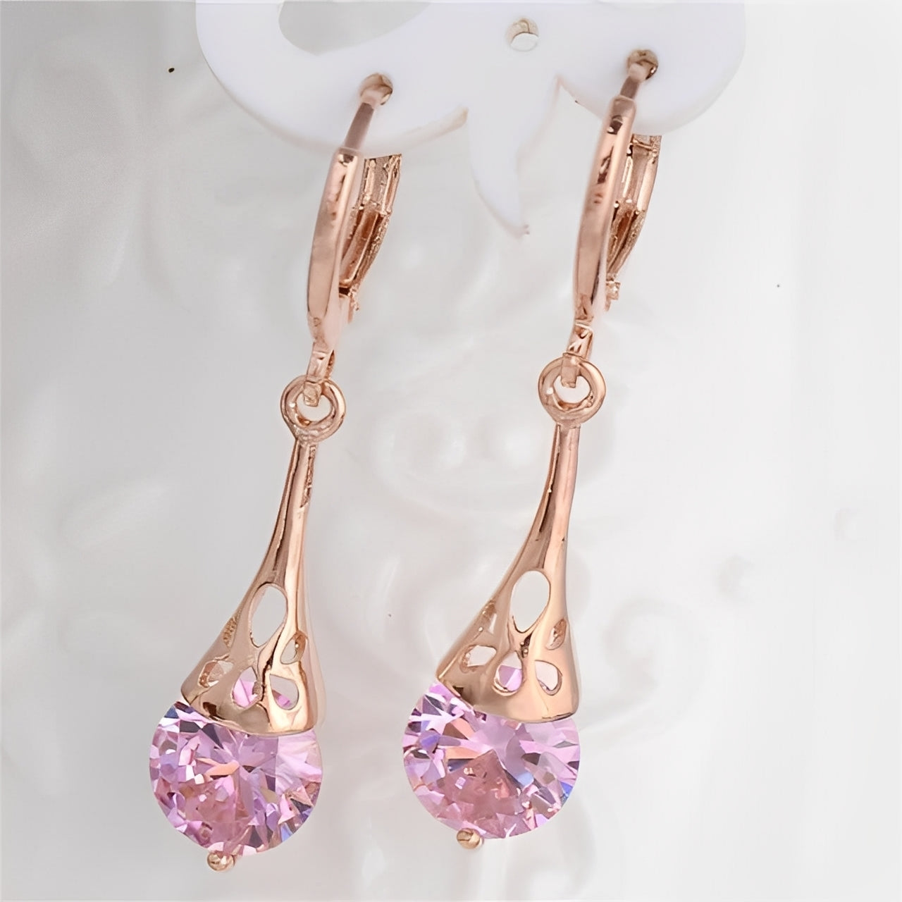 Ciela – Pendientes Oro Rosa & Zafiro Blanco