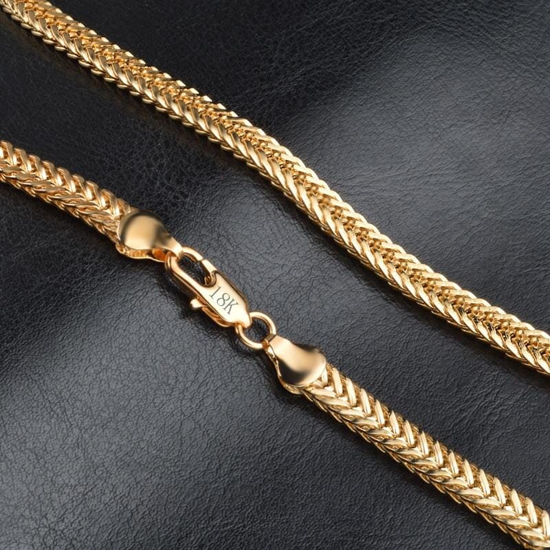 Camille – Collar Liso Exquisito Chapado en Oro 18K