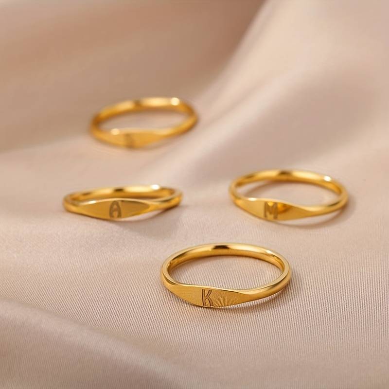 Anillo Minimalista - Anillo Minimalista con Inicial Grabada