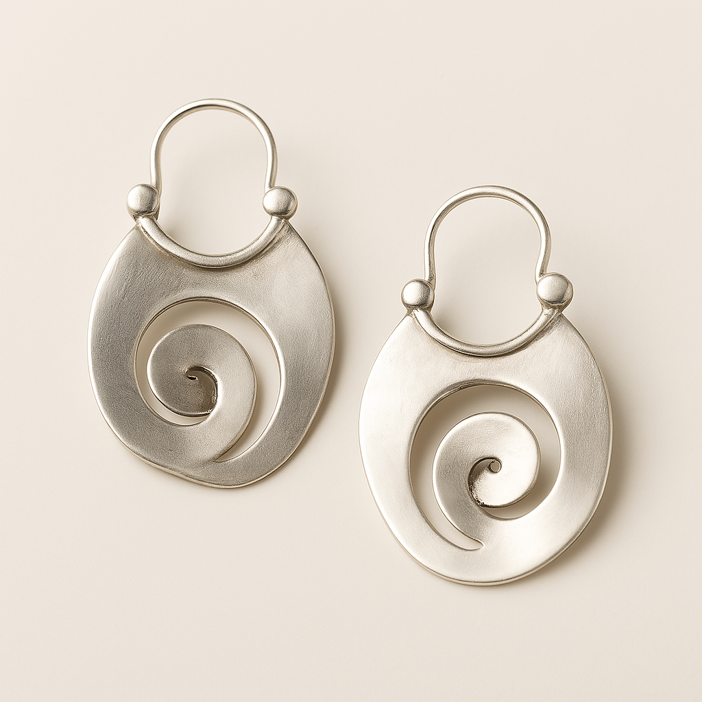 Irene – Pendientes de Plata con Forma Irregular Vintage