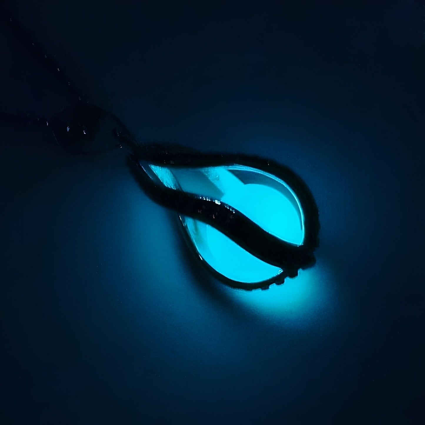 Arielle – Collar Gota Luminosa de Sirena