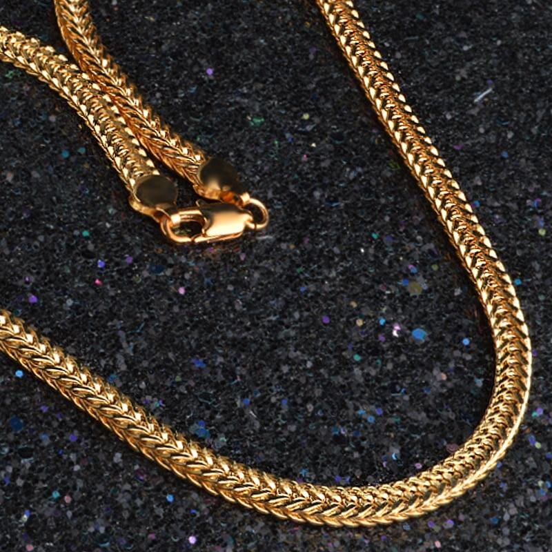 Camille – Collar Liso Exquisito Chapado en Oro 18K
