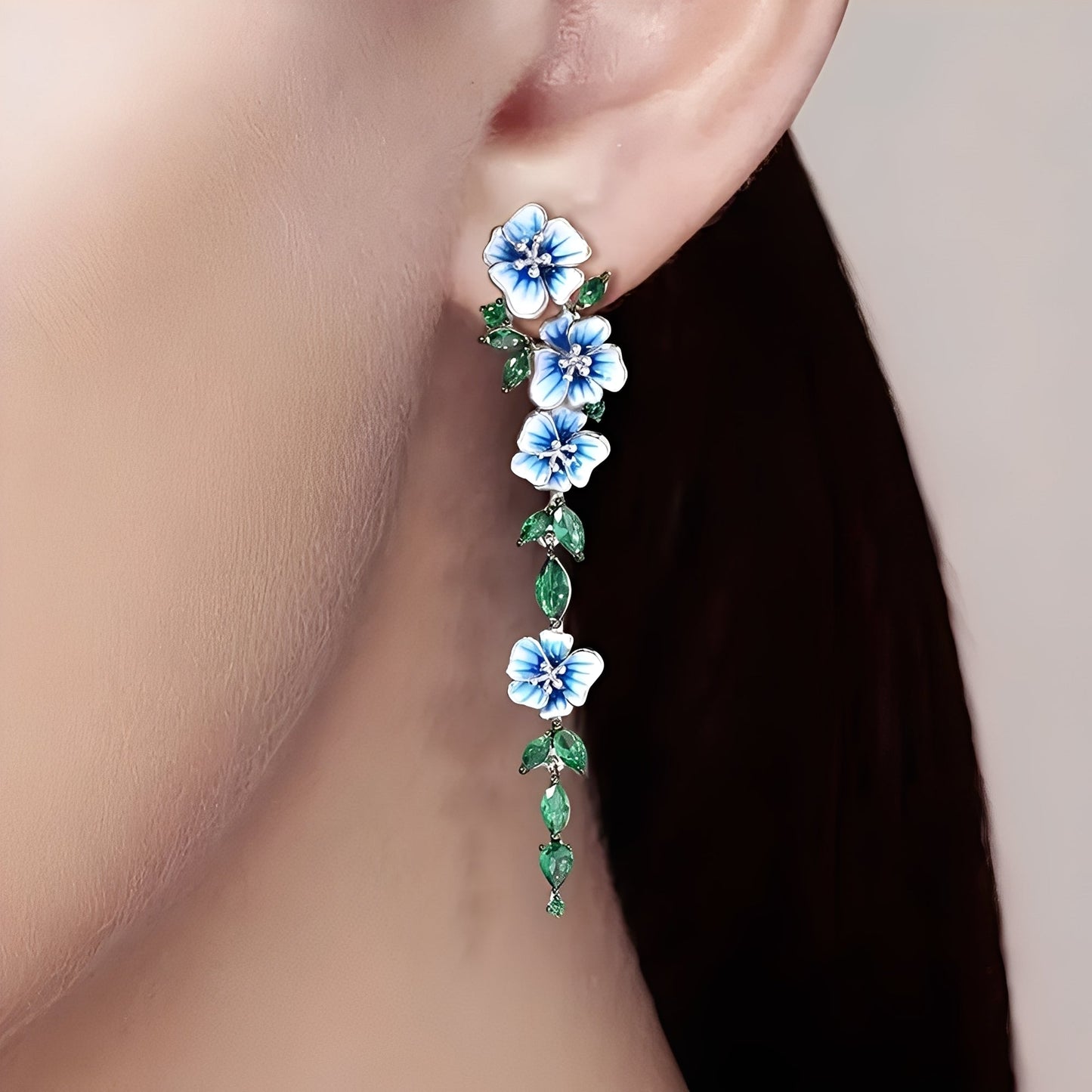 Sophie – Pendientes Cadenas Flores Azules
