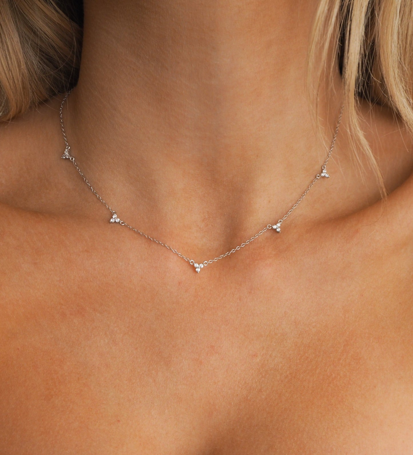 Collar de Plata con Cristales en Cluster