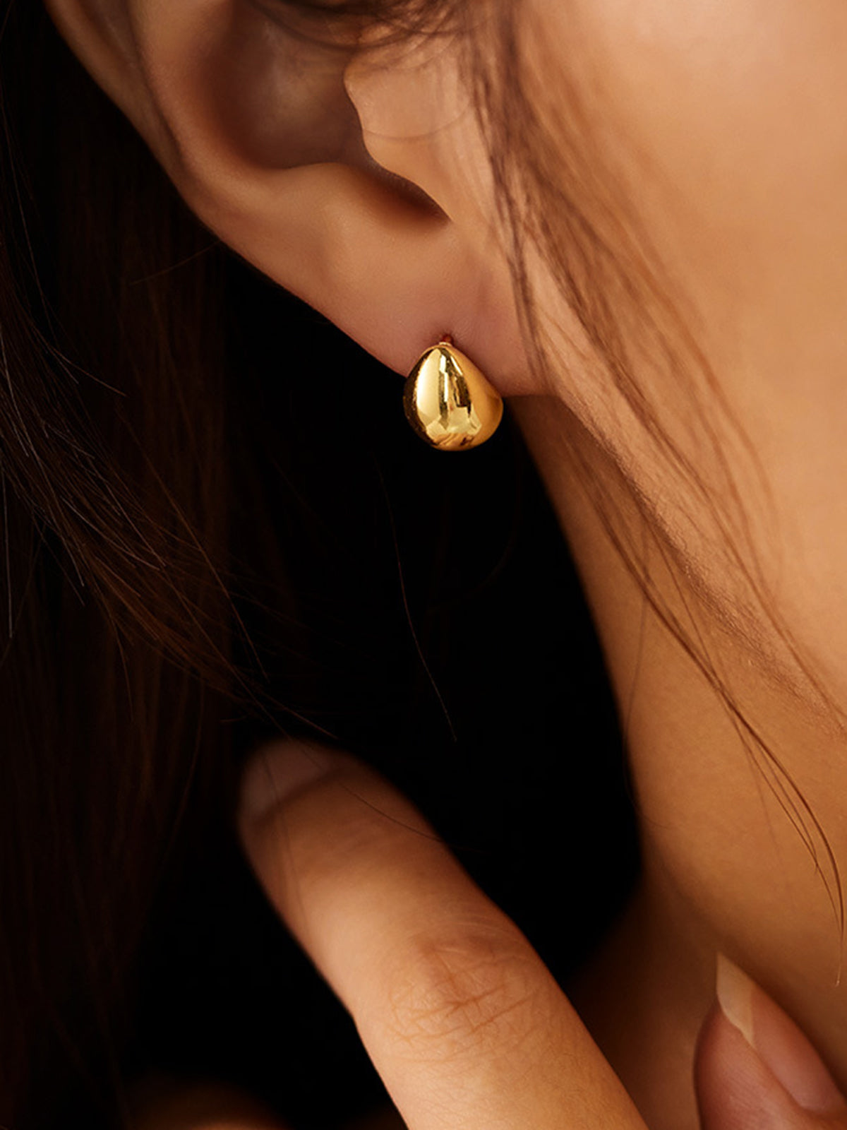Erica – Pendientes Minimalistas de Gota