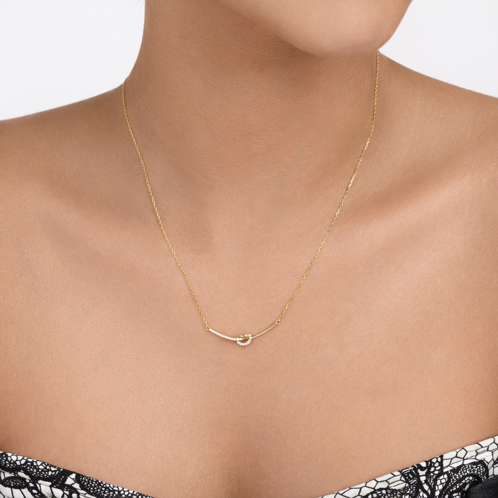 Sana – Collar Enredaderas Elegantes con Estilo Chic