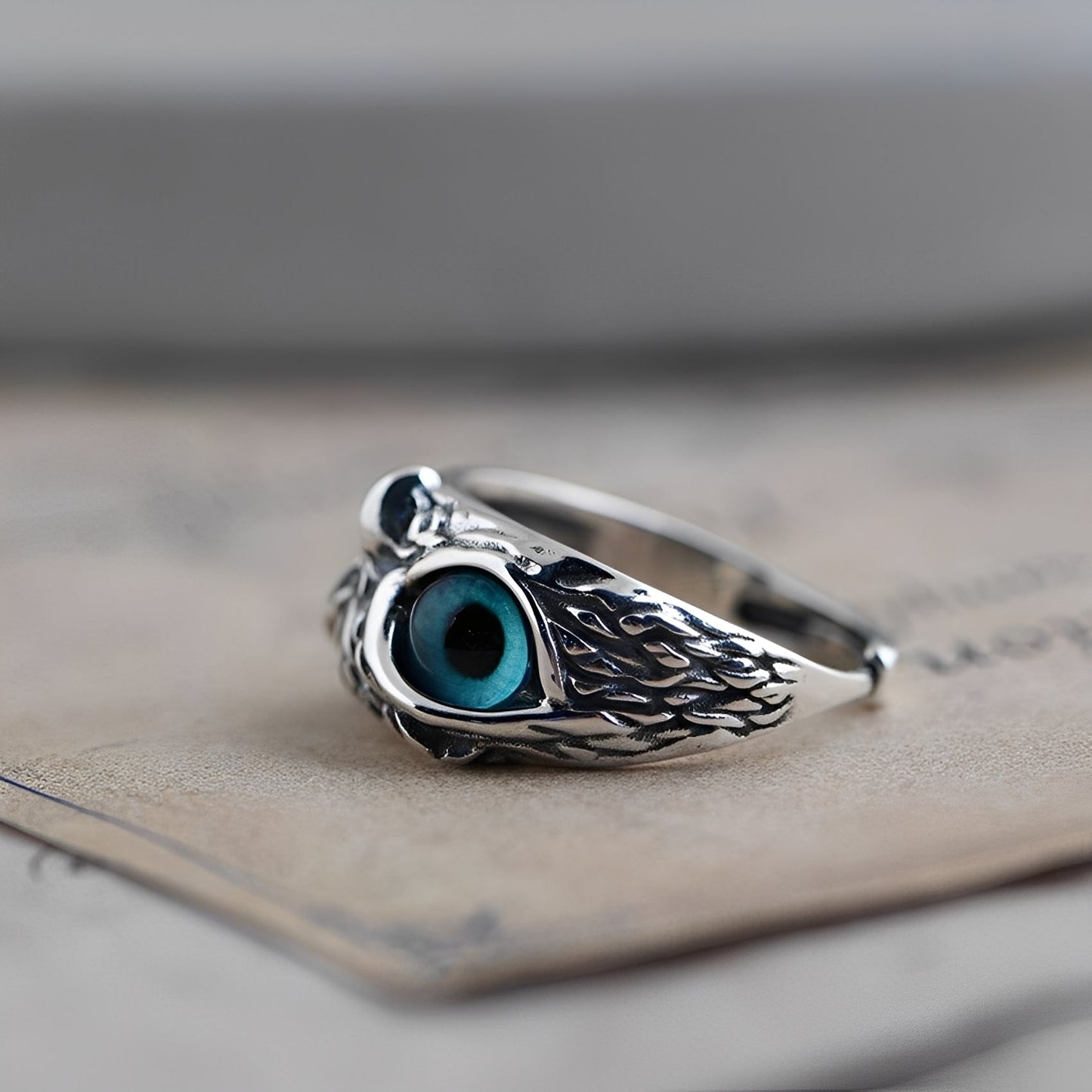 Diane – Anillo Ajustable Búho Plata & Ópalo