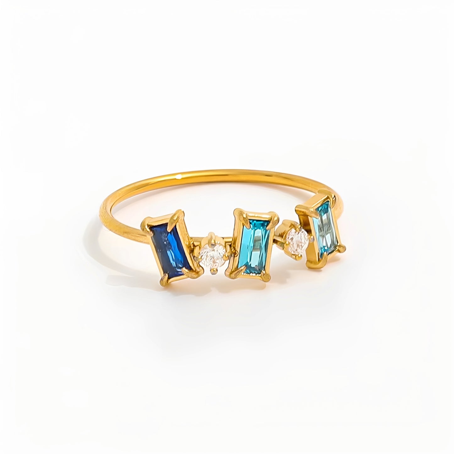 Sharlene – Anillo Skyline con Brillo Azul y Estilo Elegante