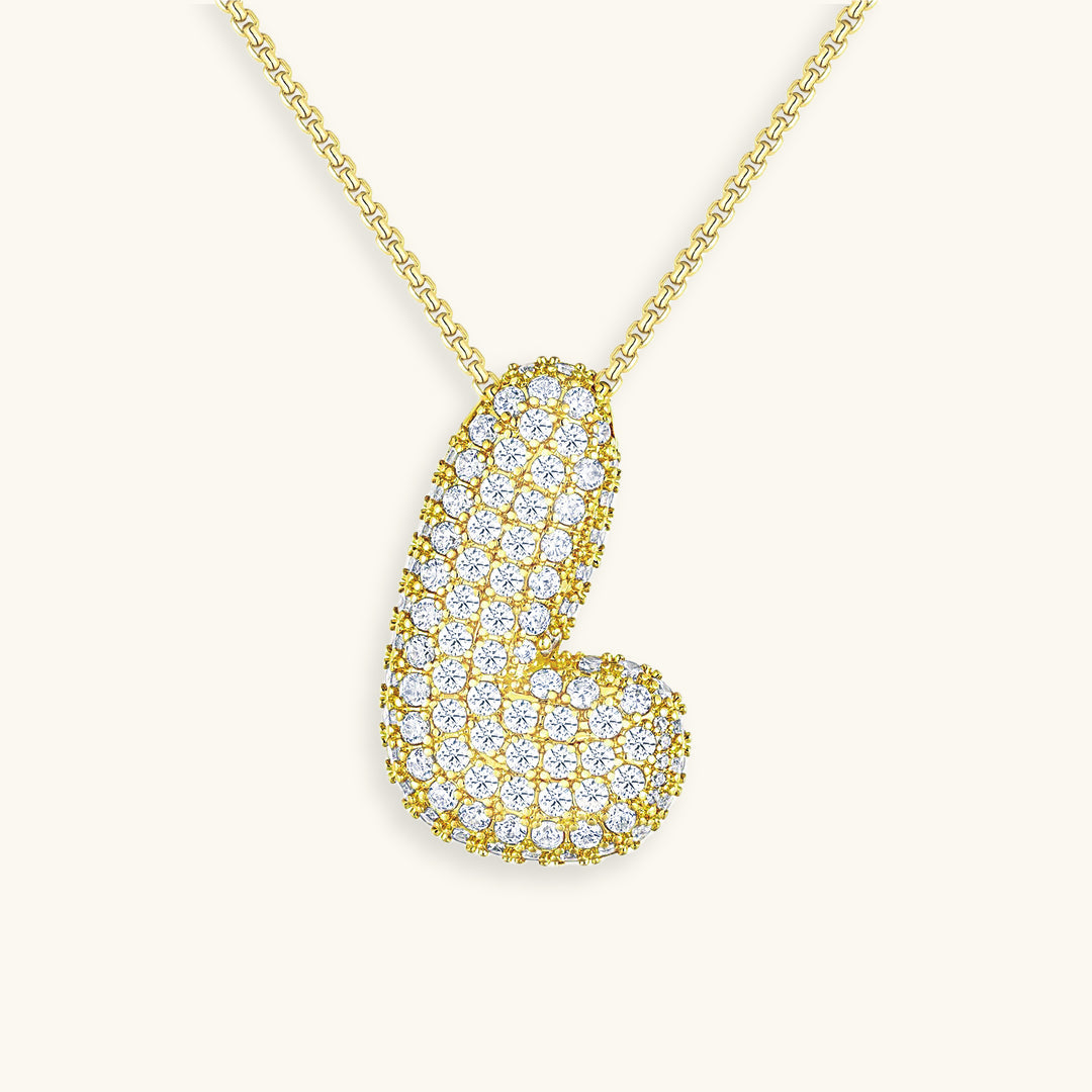 Collar de diamantes con inicial en burbuja