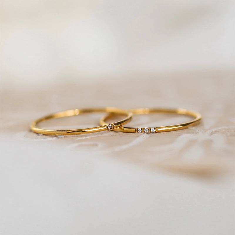 Dalia – Anillo de Diamantes Delicados