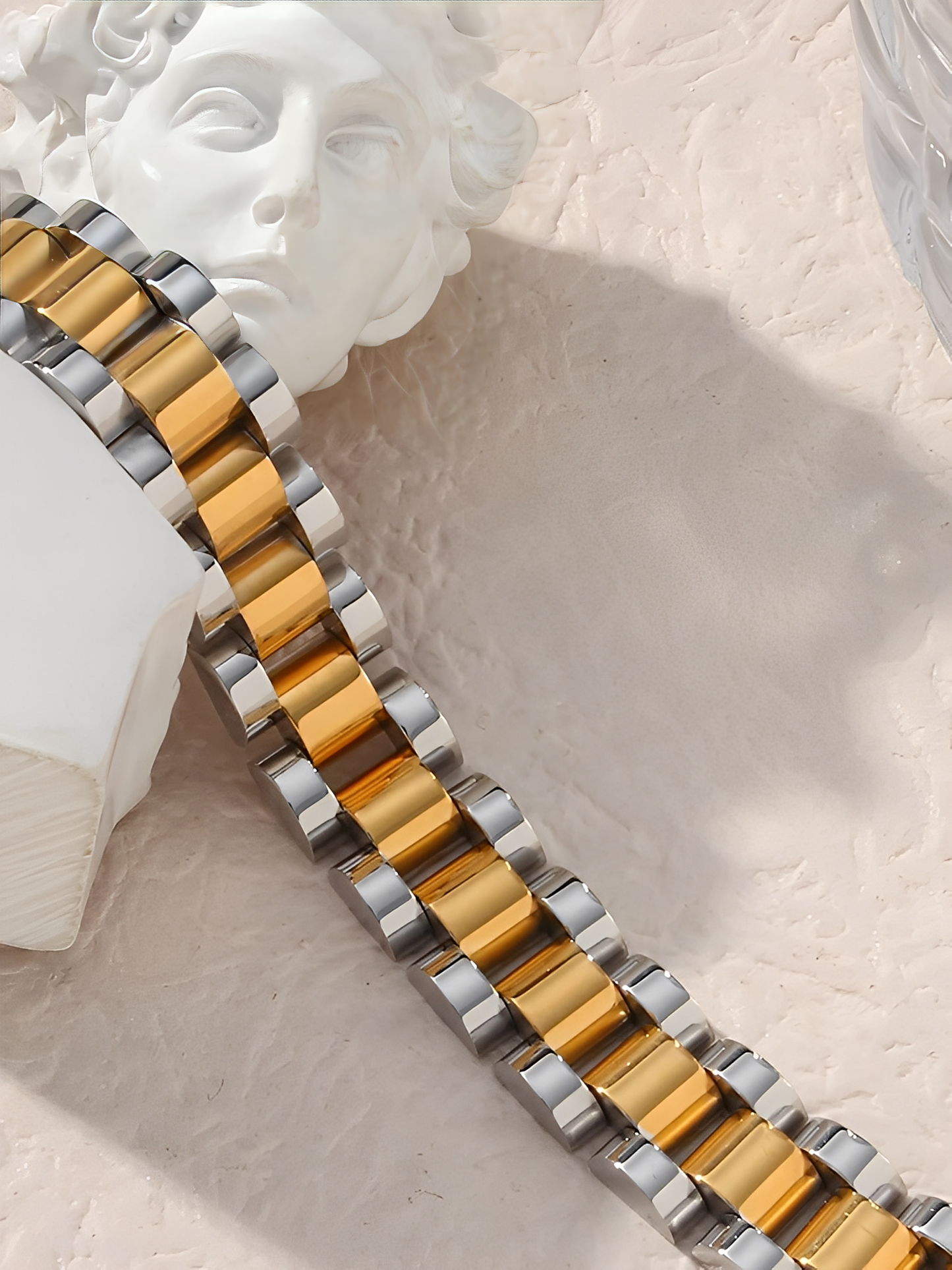 Nora – Pulsera Grande con Eslabones de Oro-Plata