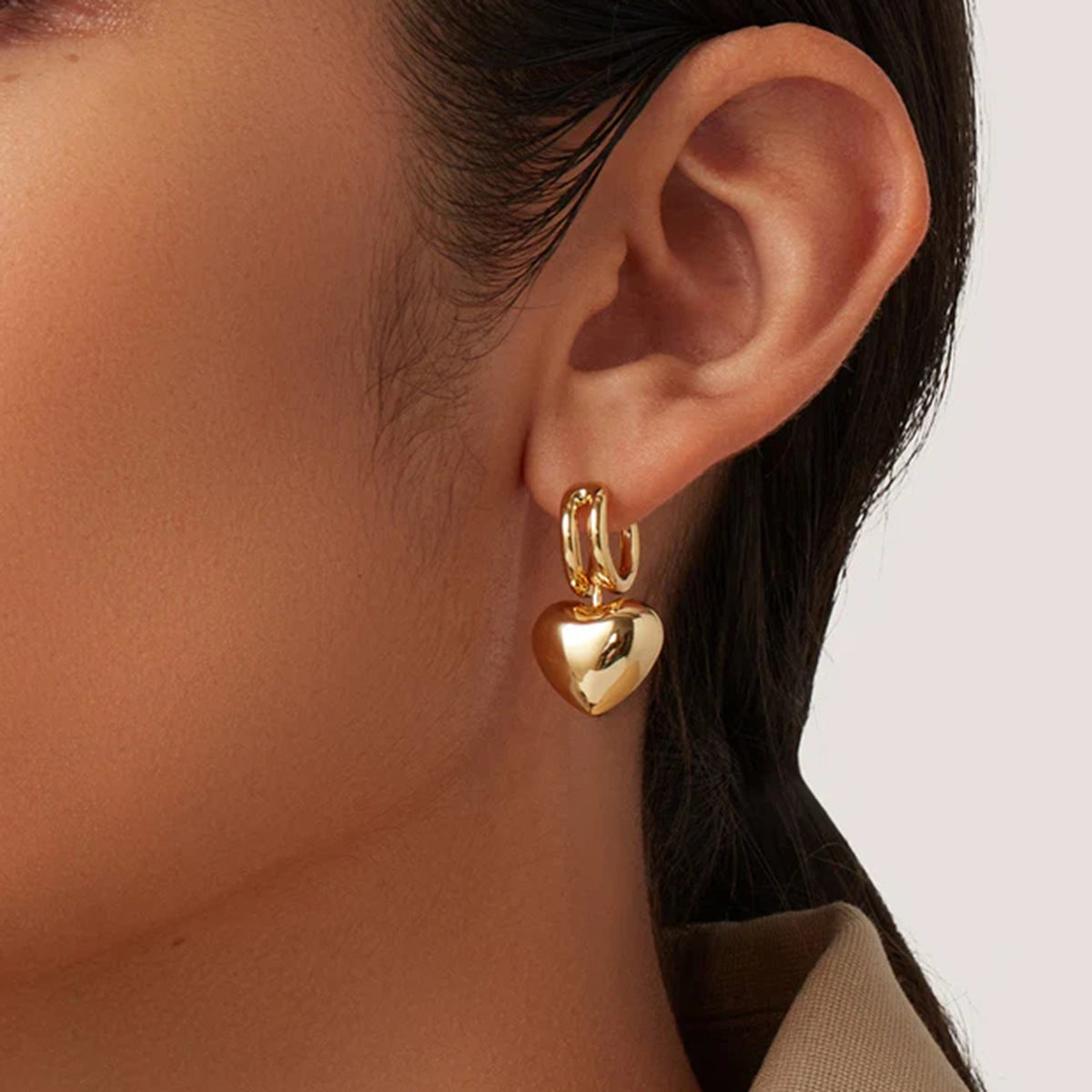 Audrey - Pendientes de corazón de oro