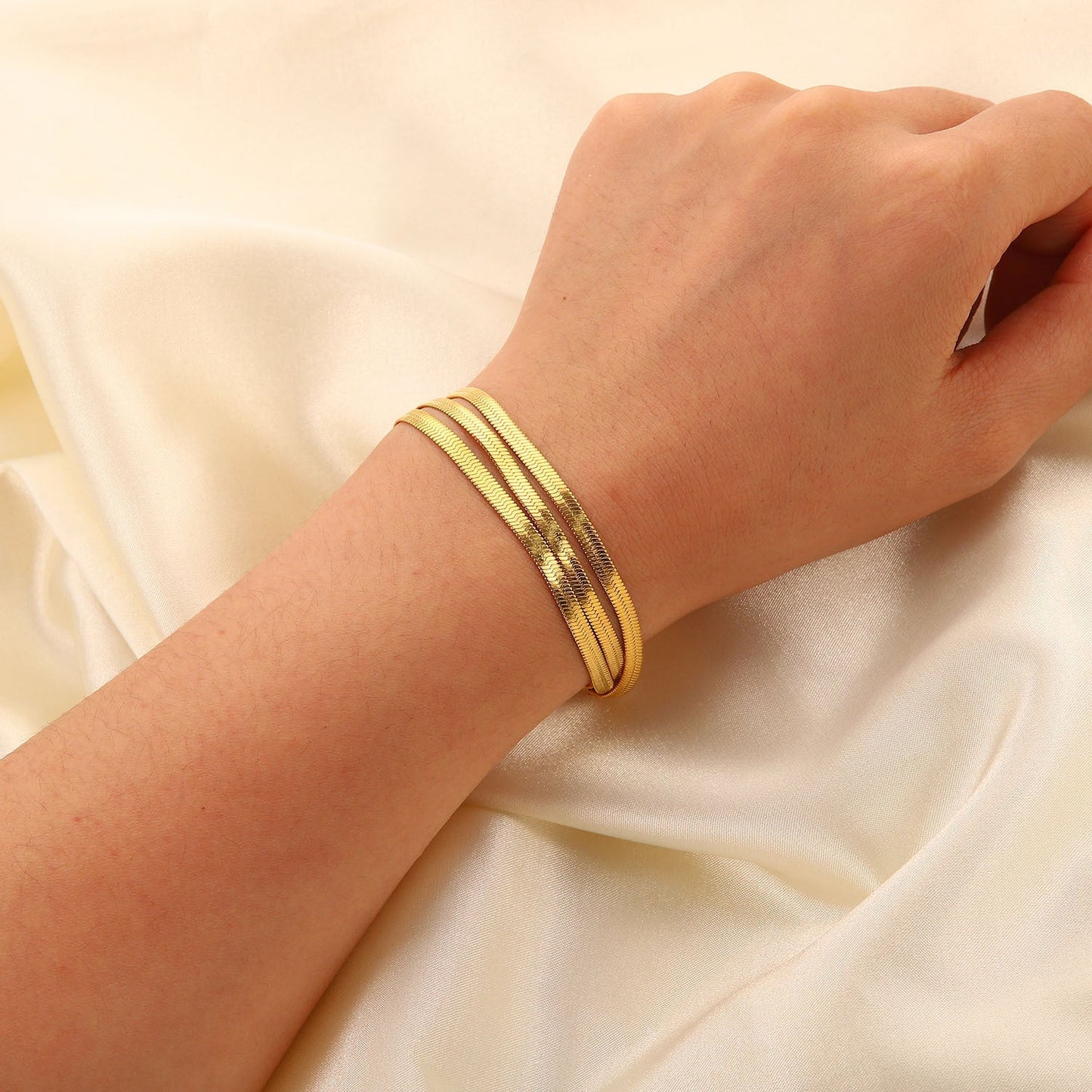 Abela - Pulsera de espiga de 3 capas