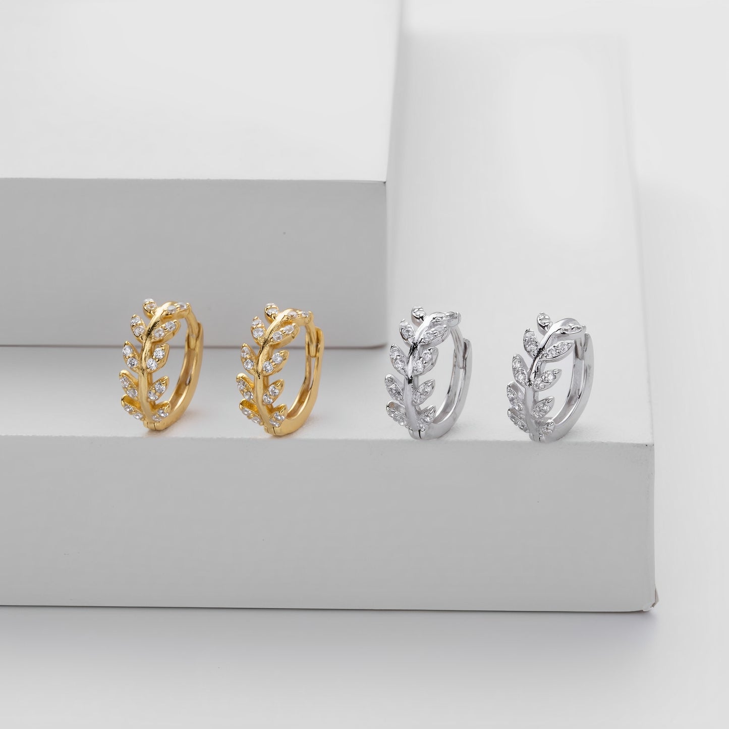 Estela – Pendientes Elegantes con Circonitas 5A y Plata