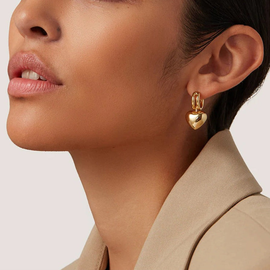 Audrey - Pendientes de corazón de oro