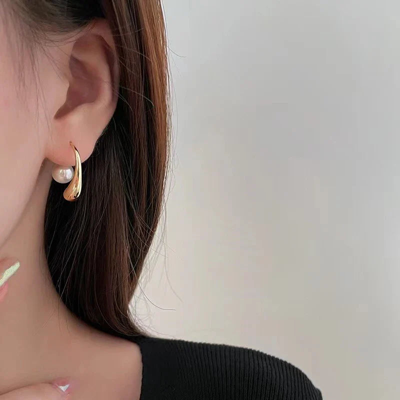 Pendientes de gota de agua con perlas