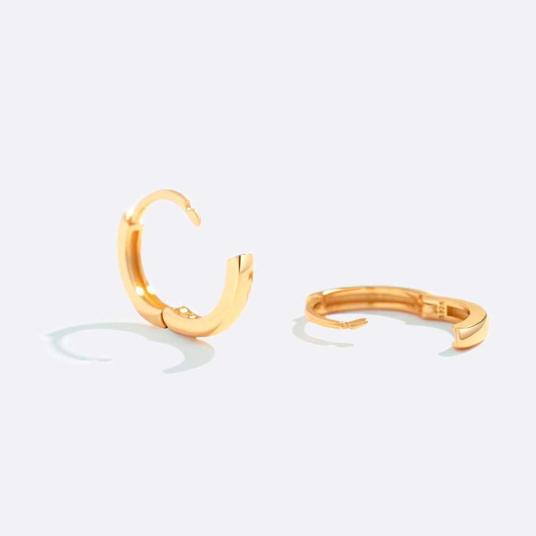 Luna – Aretes de Aros Huggie Delicados