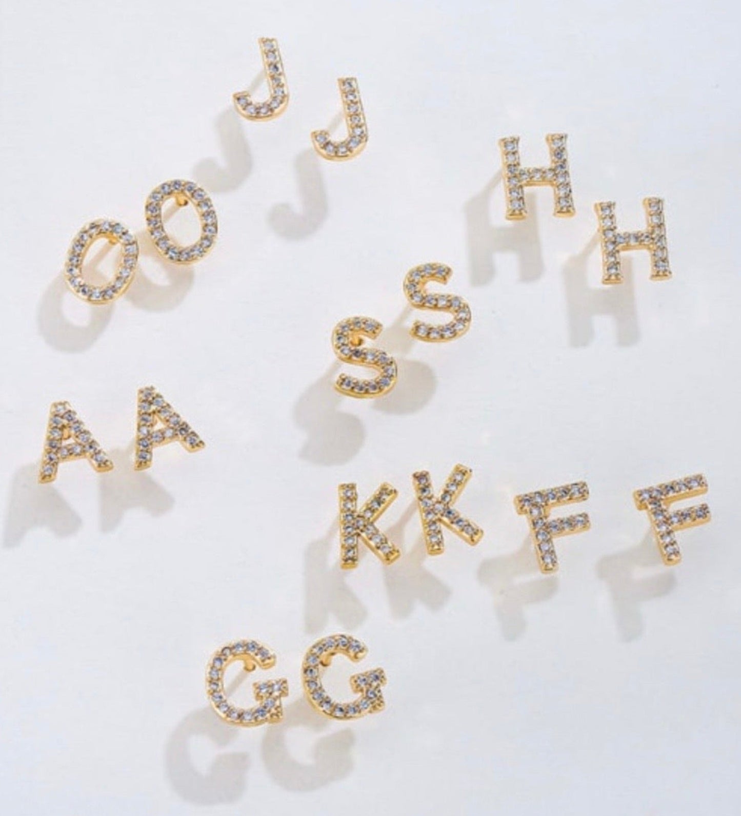 Taylor - Pendientes con letras (iniciales)