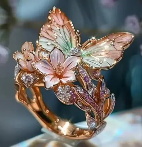 Mayla – Anillo con Flor y Mariposa Dorados para Mujer