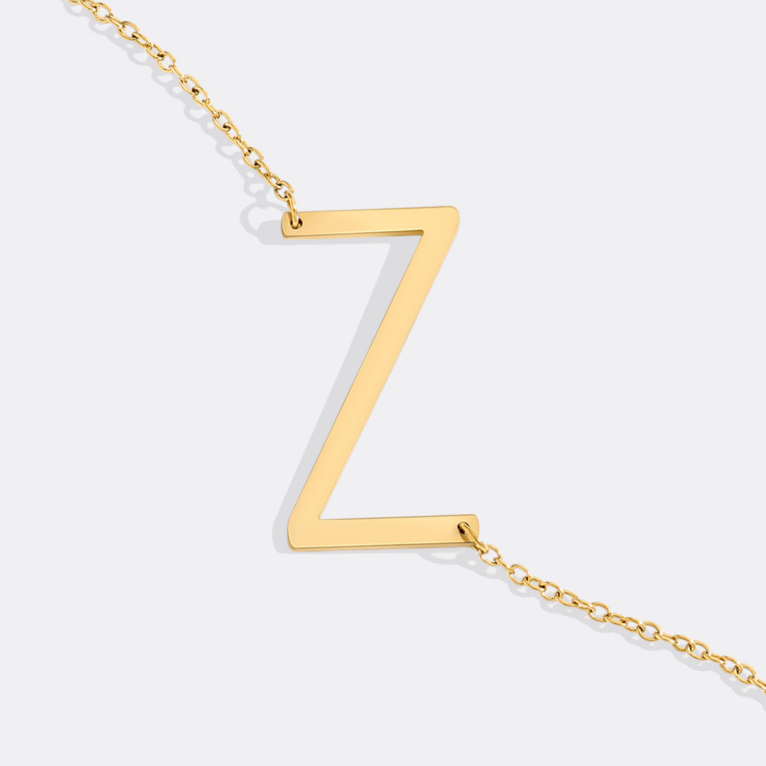 Inez – Collar Inicial Declarativo