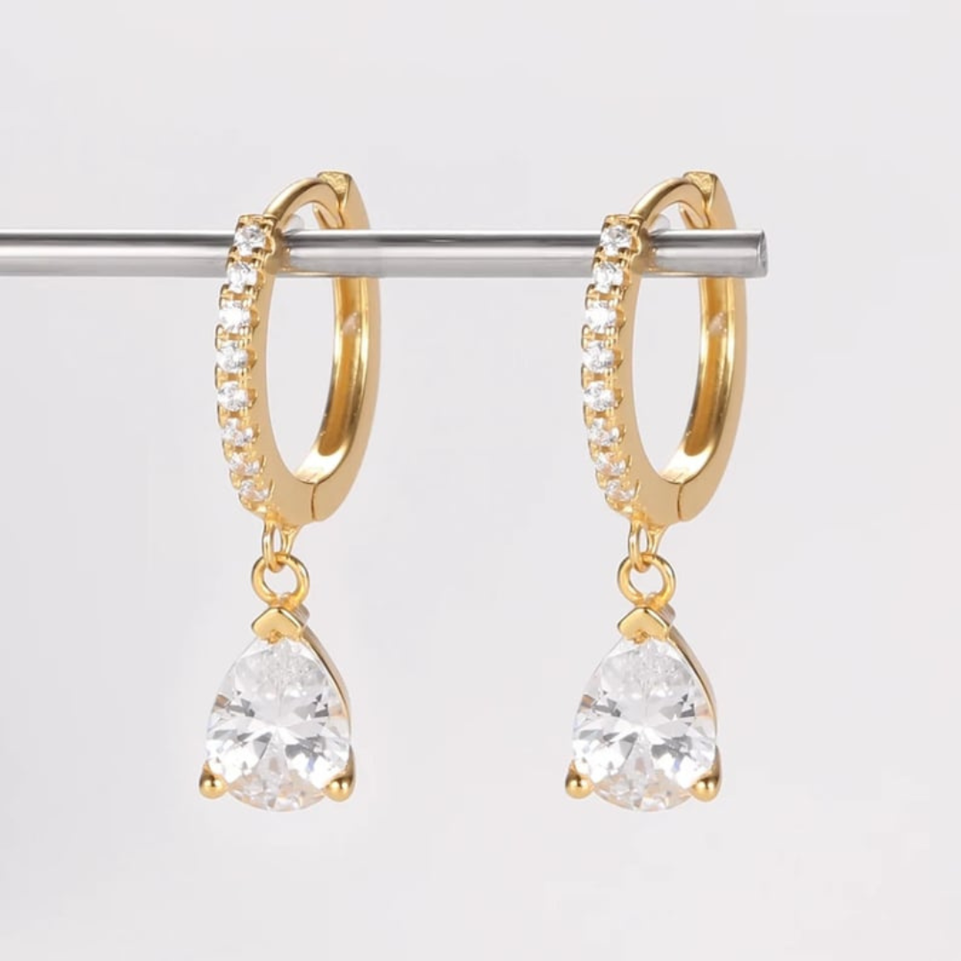 Pendientes de gotas de cristal - Huggies delicados con circonitas