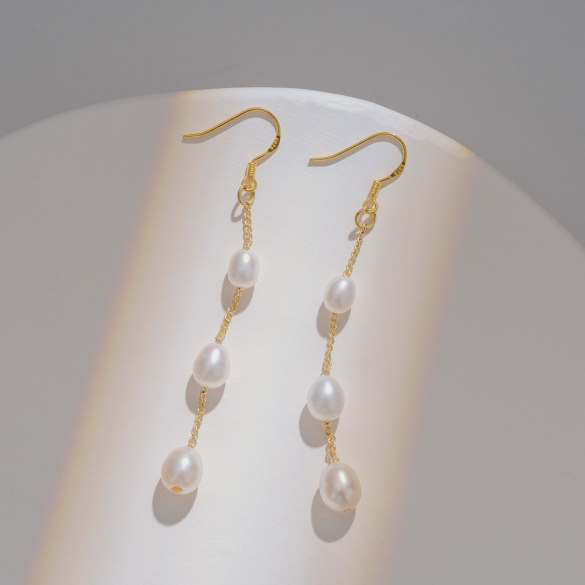 Varias gotas de perlas - pendientes colgante