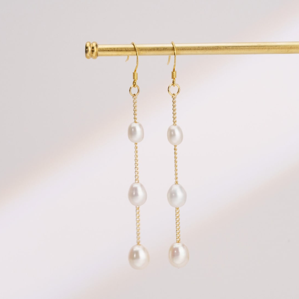 Varias gotas de perlas - pendientes colgante