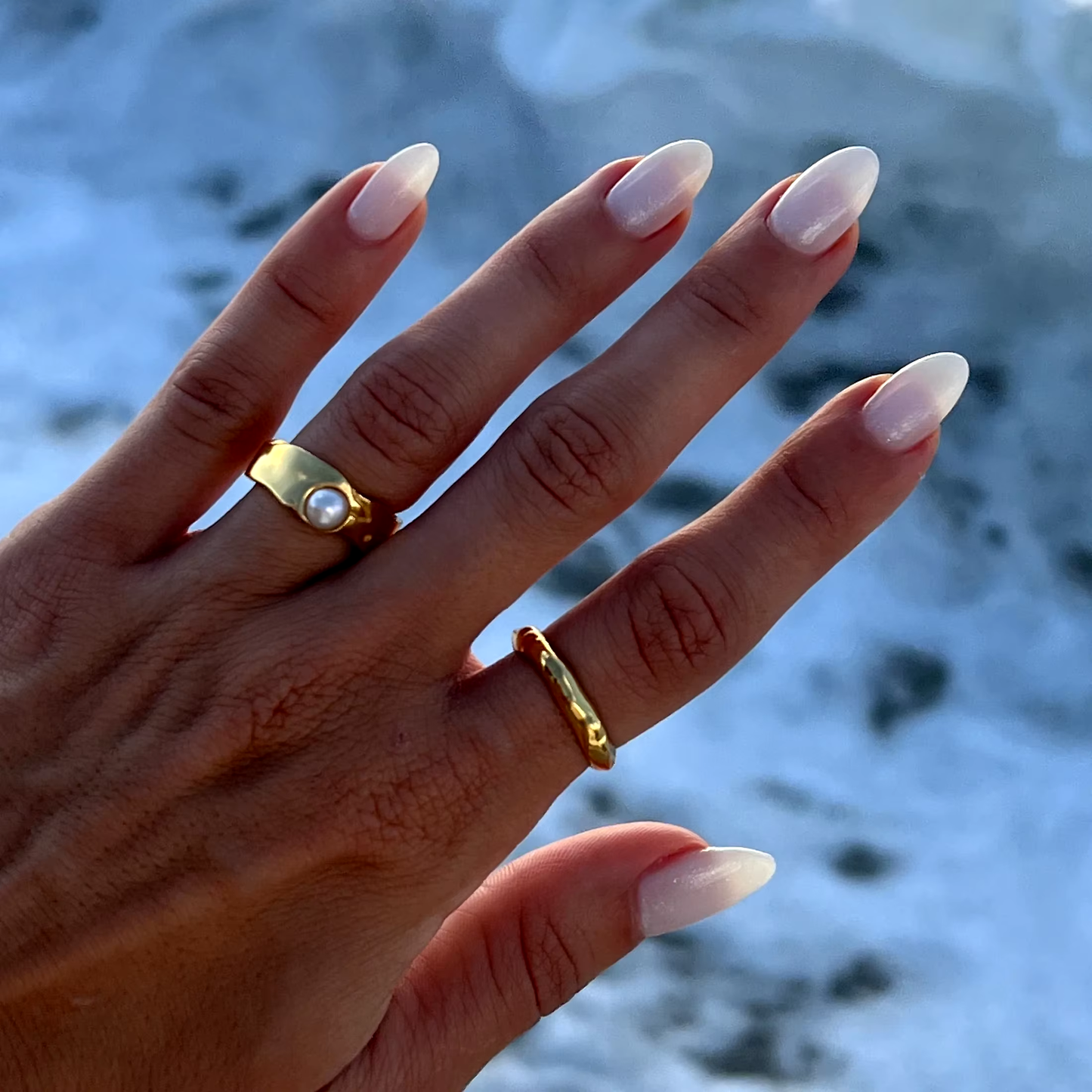 Zayra – Anillo Vintage con Perla Natural en Oro