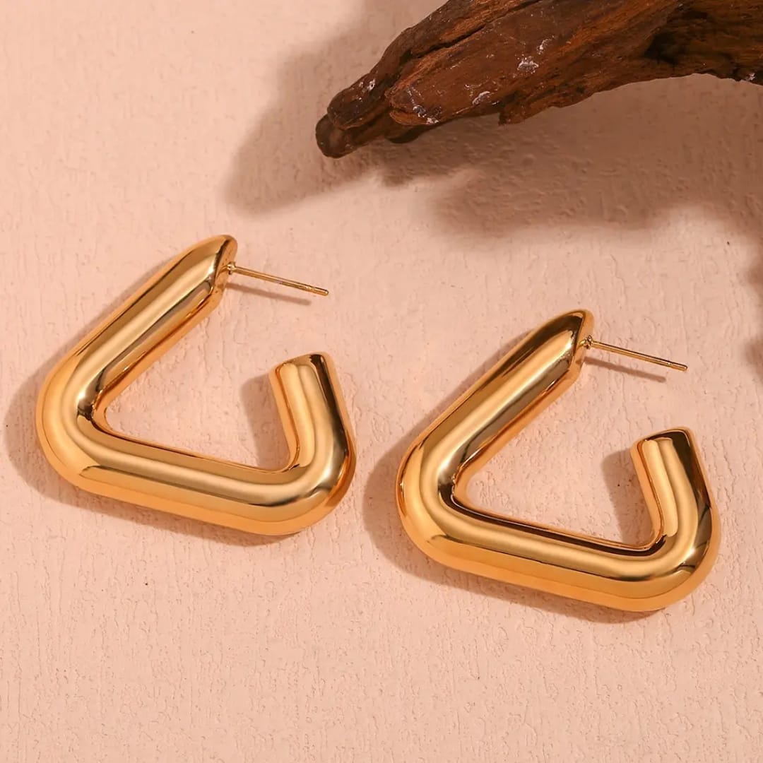 Thelma – Pendientes Triángulo Hueco Elegantes