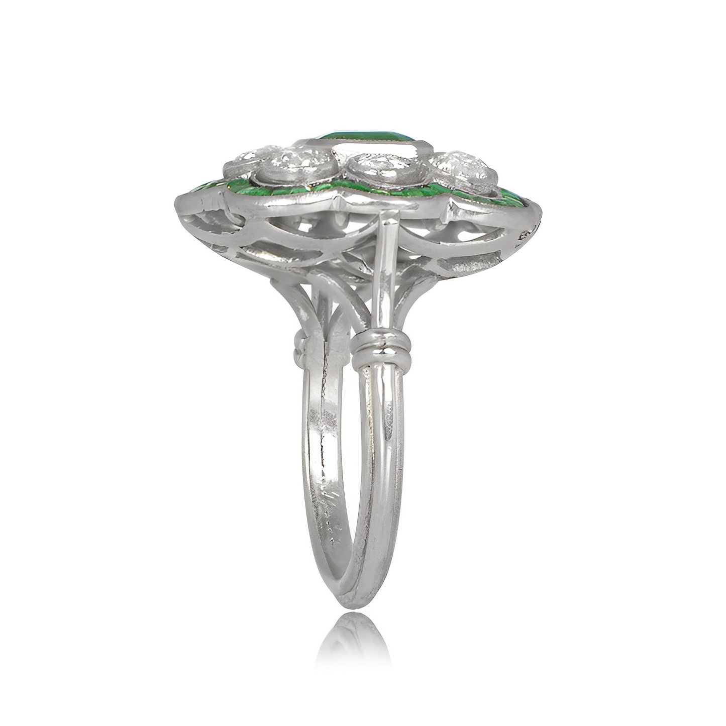 Margie – Anillo Vintage con Esmeralda y Detalle Dorado