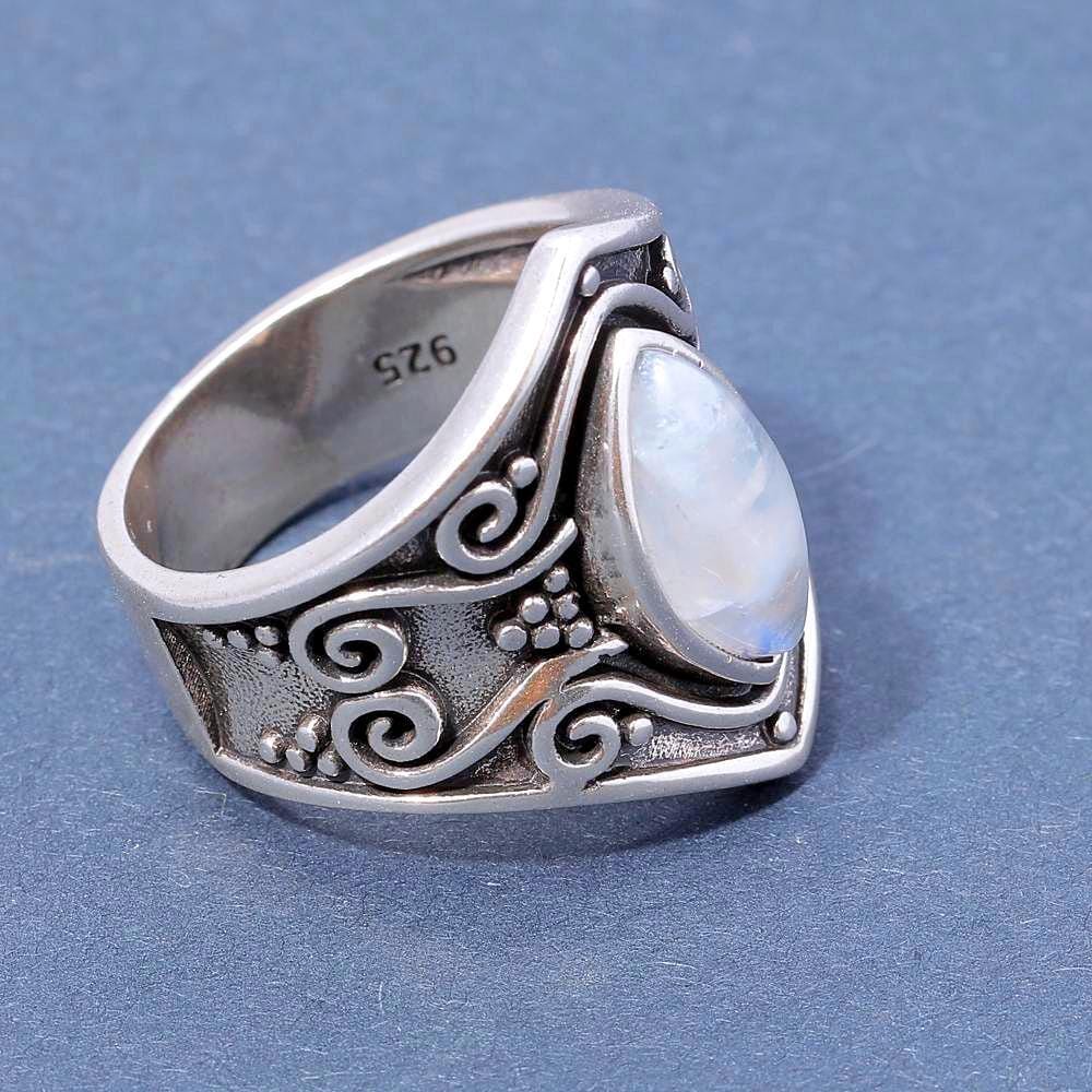 Arianne – Anillo Auténtico Piedra de Luna & Plata