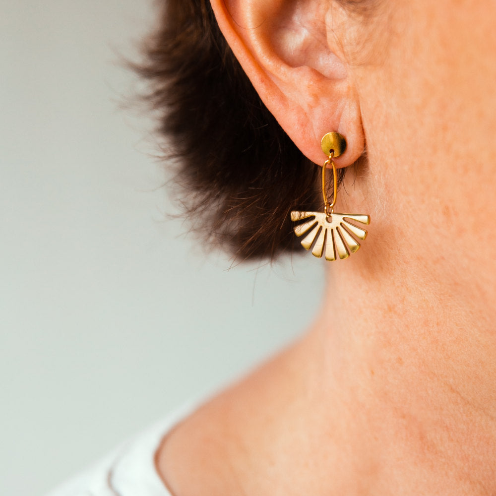 Pendientes de gota floral - Pendientes en forma de abanico