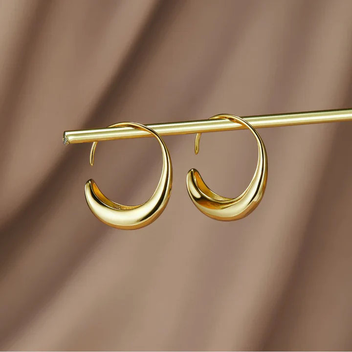 Pendientes Clásicos en Forma de Gota - Aros Dorados Vintage