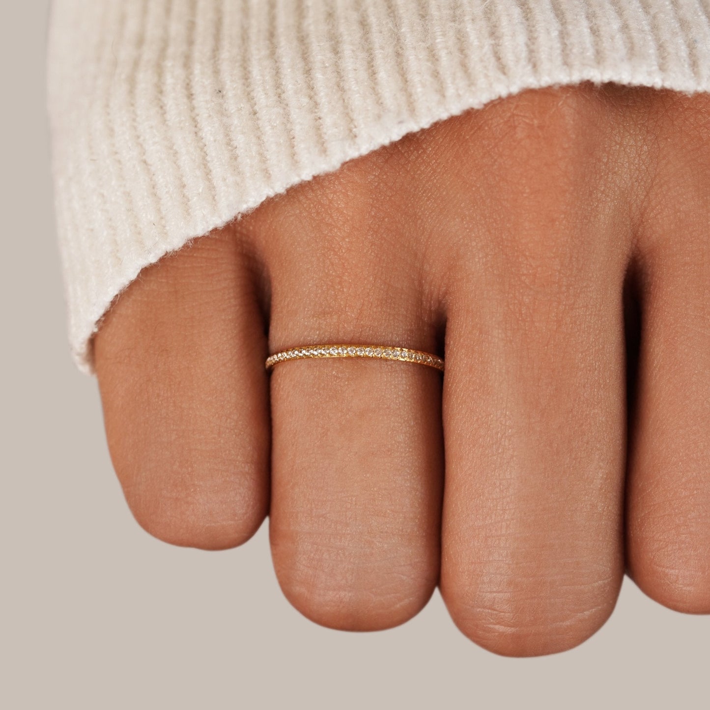 Vanya – Anillo de Eternidad con Cristales