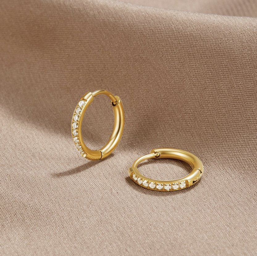Ianthe - Aros pavé con piedras CZ