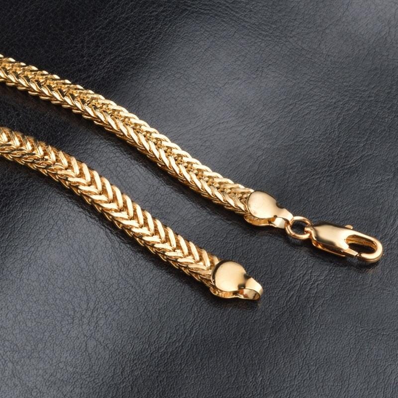 Camille – Collar Liso Exquisito Chapado en Oro 18K