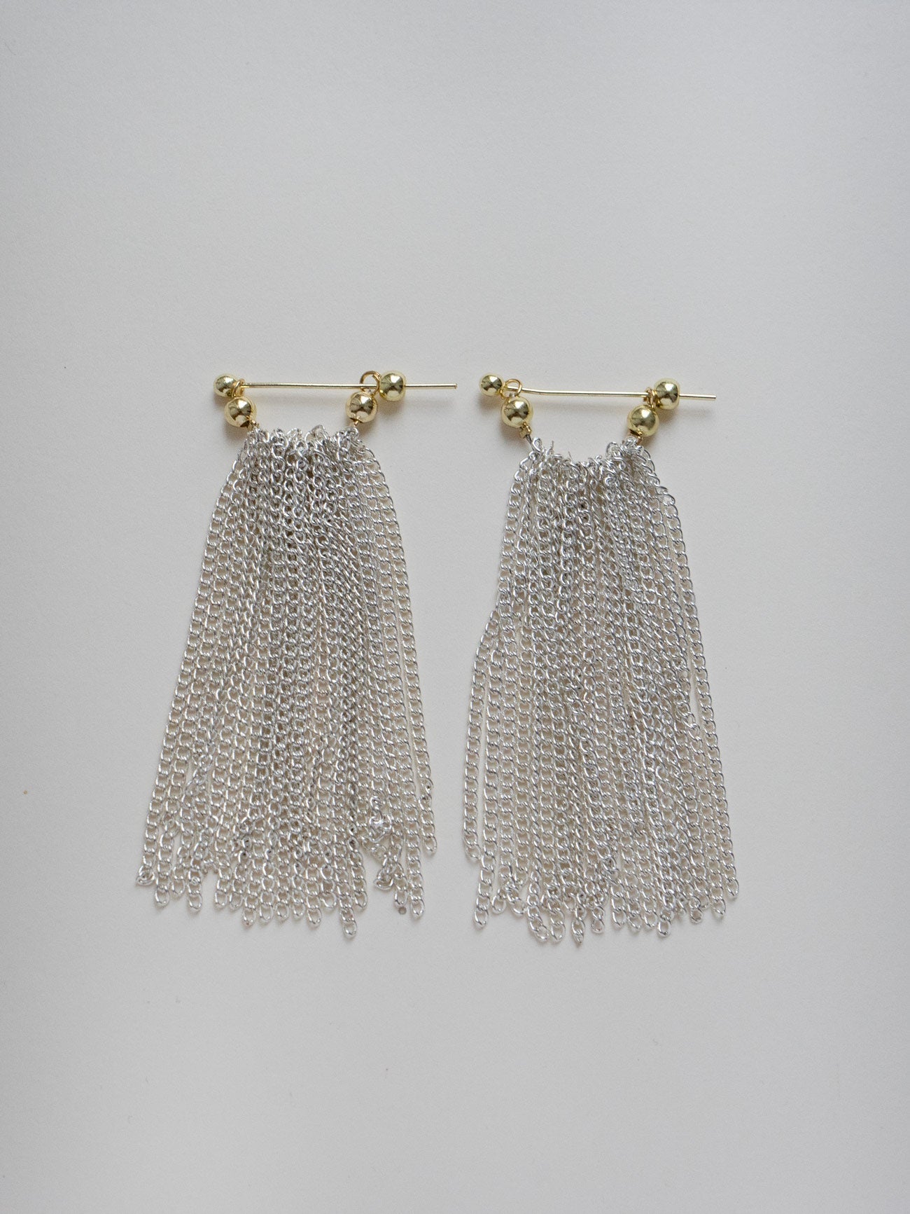 Nora - Largos pendientes de cadenas de plata fluidas