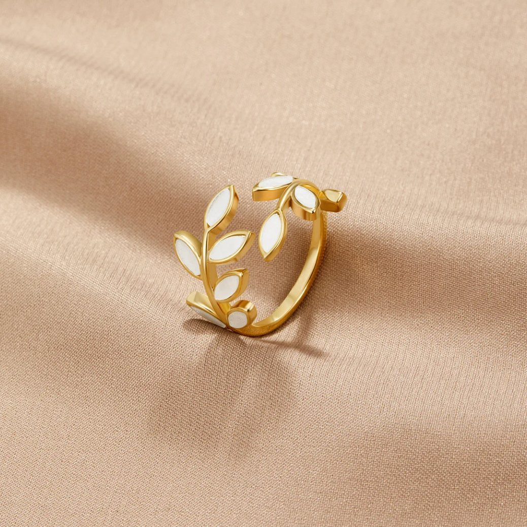Ysolde – Anillo Hoja Dorada
