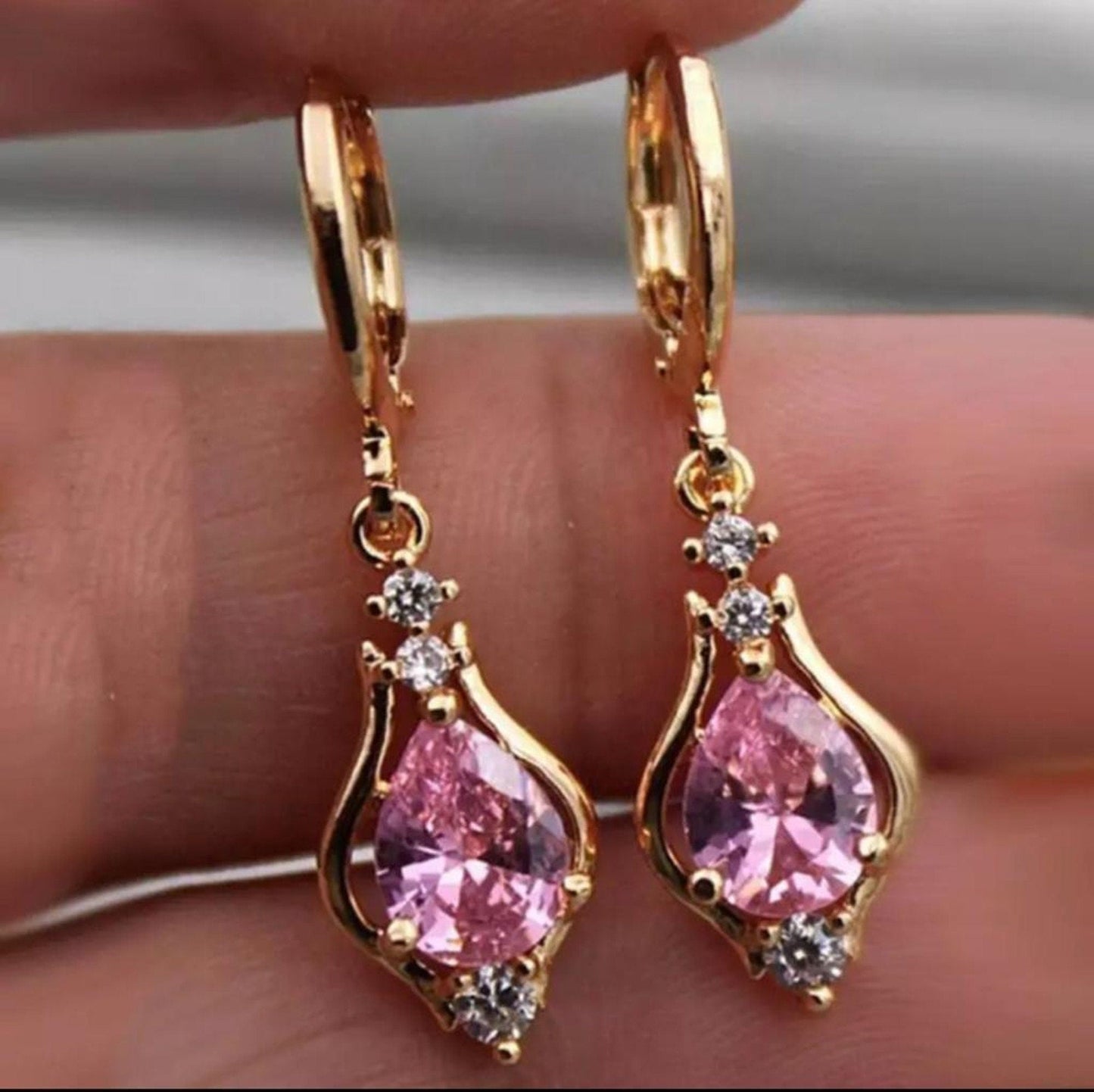 Kate - Pendientes de Corazón Arcoíris